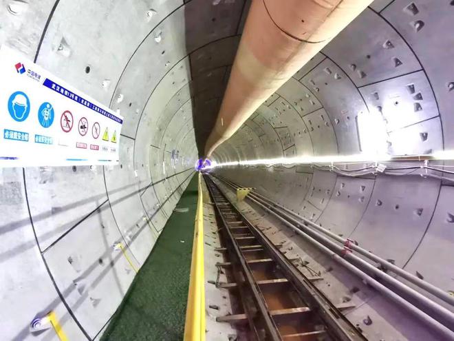 best365武汉地铁12号线武昌段首个盾构区间双线贯通穿越学校、铁路、河流！(图10)