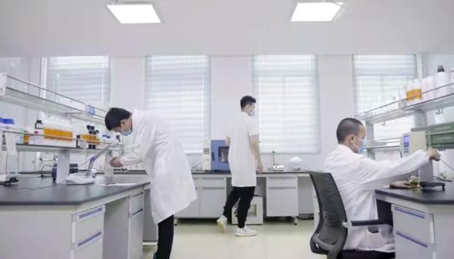best365官网登录入口如何选择适合自己的防滑品牌？
